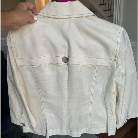 CHICOS Linen jacket. Cream color NWOT size 2. - Picture 2 of 3